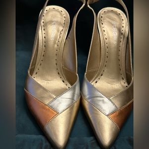 BCBGirls Slingback Pointed Toe Heels - Metallic Copper Size: 9B used
